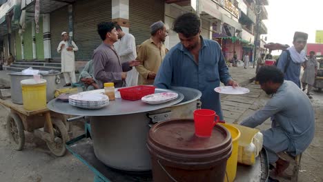 Afghani-Palaw-in-the-Bazaar
