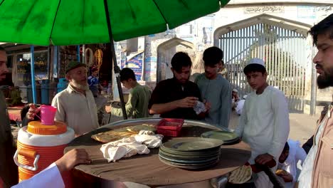 Selling-Rice-in-Bazaar