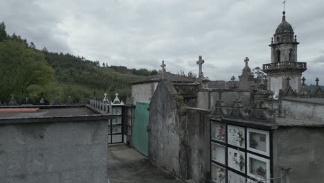 Pan-shot-view-of-Cemetery-in-Moeche,-Galicia,-Spain