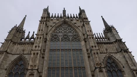 Hand-held-shot-of-the-York-Minster-Cathedral-facade-in-overcast-weather