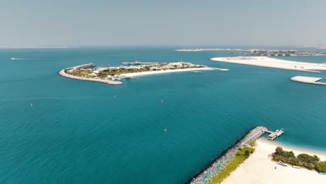 Aerial-footage-of-Dubai,-UAE