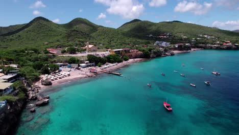 Drone-shot-Westpunt-Curacao-playa-Piskado