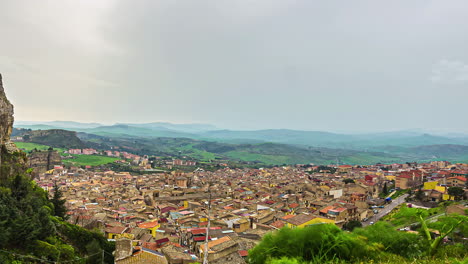 Static-shot-of-the-city-in-Italy-captured-from-a-high-ground
