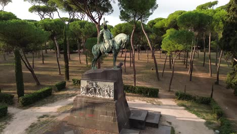 Monument-to-King-Umberto-I-in-Villa-borghese,-a-huge-park-in-Rome