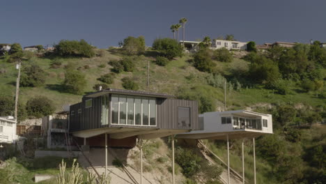 4K-aerial-of-stilt-houses-in-Sherman-Oaks-California