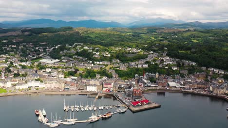 Aerial-View-of-Historic-Scottish-Town-Oban-on-the-West-Coast-of-Scotland,-United-Kingdom