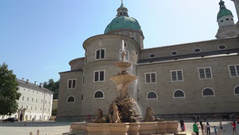 Fountain-With-Streaming-Water-in-Front-of-Salzburg-Cathedral