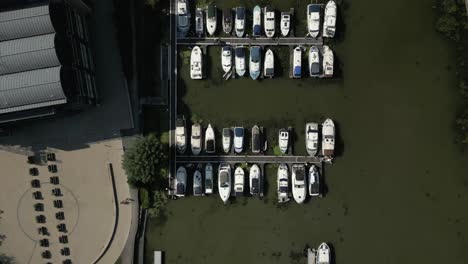 Lincoln-Brayford-Pool-Hafen-Boote-Vogelperspektive-Luftaufnahme-über-Dem-Wasser