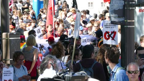 Protesters-against-the-G7-summit-prepare-in-the-streets-of-Charlevoix,-Quebec