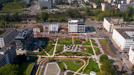 Luftrückzug-Zur-Errichtung-Eines-Parks-In-Centralny-Mit-Städtischer-Infrastruktur-Zur-Unterstützung-Des-öffentlichen-Raums
