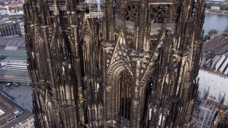 Closeup-aerial-shows-impressive-Gothic-design-of-Cologne-Cathedral,-Germany