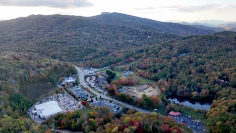 Banner-Elk-NC,-North-Carolina-area-aerial-push-in-in-fall