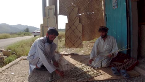Artesanía-Tradicional-Afgana-De-Ratán
