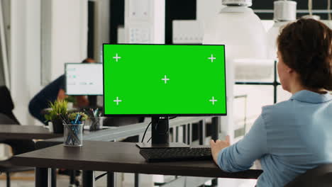 Startup-manager-uses-greenscreen-display