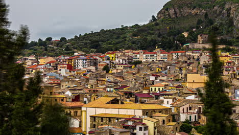 Beautiful-Italian-township-of-Corleone,-time-lapse-view
