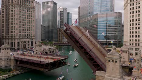 Chicago-river-bridge-lift-Michigan-ave-aerial