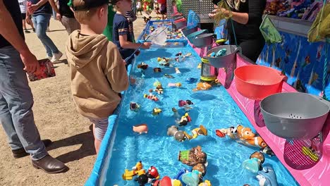 Yarrawonga,-Victoria,-Australia---7-October-2023:-A-Colourful-floating-game-for-children-at-the-Yarrawonga-Show-in-Victoria-Australia