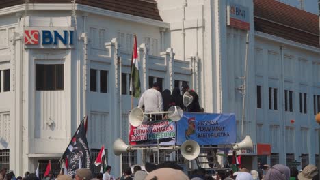 Indonesian-demonstration-to-free-Gaza-Strip-in-Palestine,-war-with-Israel