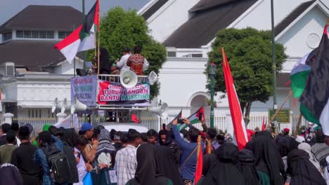 A-crowd-of-people-support-Palestine-with-a-protest-in-Jakarta,-Indonesia