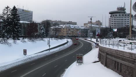 Verkehrsfluss-Im-Kiewer-Regierungsviertel-Im-Winter-2010