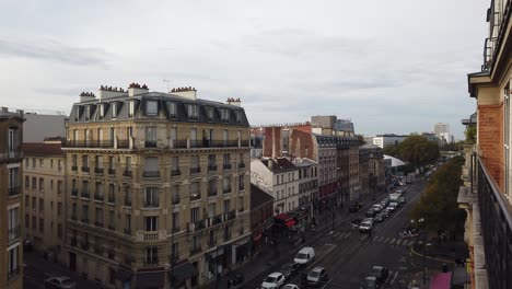 Luftaufnahme-Der-Pantin-Straße-In-Der-Nähe-Von-Paris,-Frankreich,-Architektur-Und-Tageslichtstraßen-Im-Herbst,-Vintage-Gebäude,-Architektur-Und-Skyline