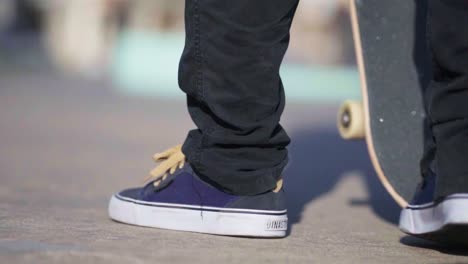 Slow-motion-closeup-of-a-skater's-feet