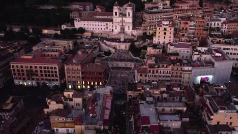 Drone-panning-upwards-of-Spanish-Steps-in-Rome,-Italy