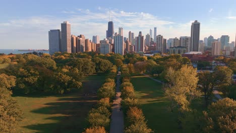 Chicago-Lincoln-Park-during-autumn-aerial-view
