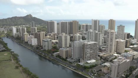 Hovering-over-the-Ala-Wai-canal-going-towards-Diamond-Head-and-Waikiki