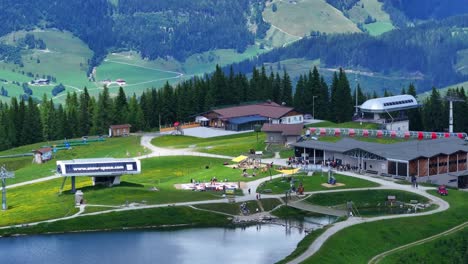 Grafenberg-Lake-and-resort-accommodation-awaiting-families-on-vacation