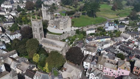 Fowey-Pfarrkirche-Cornwall-Großbritannien-Drohne,-Luftaufnahme