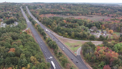 Drone-footage-over-Donald-Lynch-Boulevard-and-Route-495-in-Marlboro,-Massachusetts