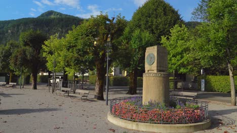 Scenic-Spot-Seepromenade-of-Saint-Gilgen-Spa-Town-with-View-to-Lake-Wolfgang-on-Sunny-Day