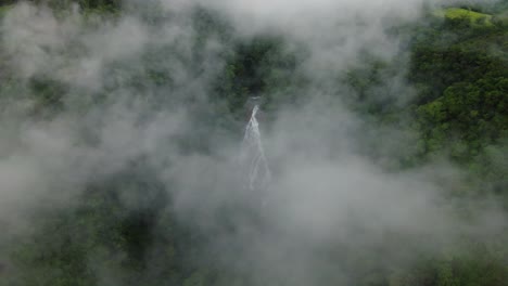 Tropische-Neblige-Regenwälder-Von-Costa-Rica_drone-Naturaufnahme