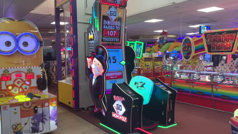 Monopoly-and-minions-arcade-games-in-a-amusements-entertainment-at-a-theme-park