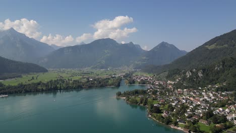 Beautiful-view-of-Walensee-lake,-Switzerland-with-boats