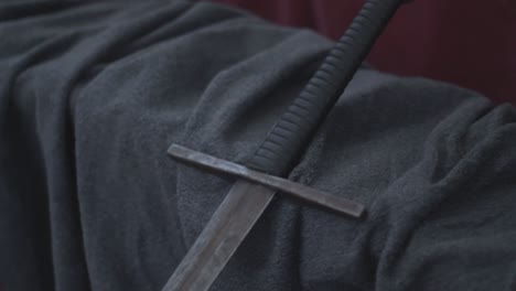 Espada-Larga-De-La-época-Medieval
