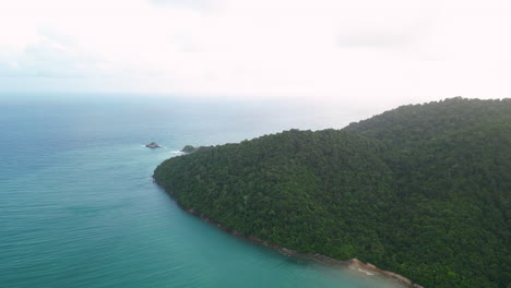 Aerial-view-of-tropical-coast-rain-forest-at-Koh-Lanta-national-park,-Thailand
