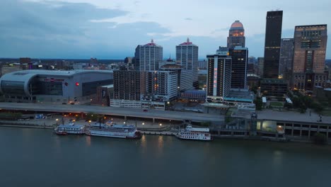 Louisville-waterfront-on-the-Ohio-River
