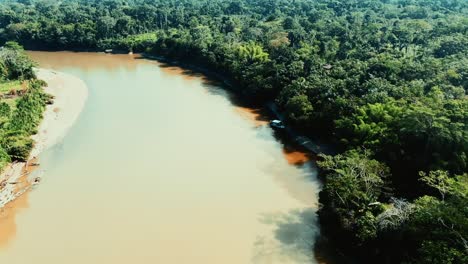 big-amazon-river-and-the-jungle