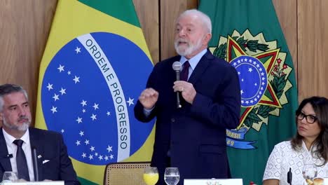 Präsident-Lula-Nimmt-An-Einer-Konferenz-Im-Planalto-Palast-In-Brasilien-Teil