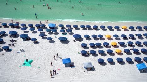 Destin-beach-with-white-sand-view-from-above,-Florida-USA