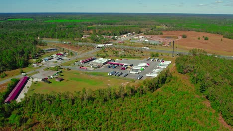 Aerial-Views-of-a-Busy-Truck-Stop-in-Jasper,-Florida,-United-States-close-to-the-freeway