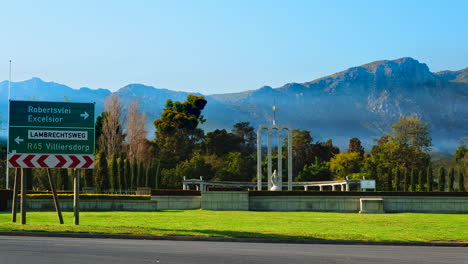Symbolic-Huguenot-Monument-in-picturesque-Franschhoek,-South-Africa