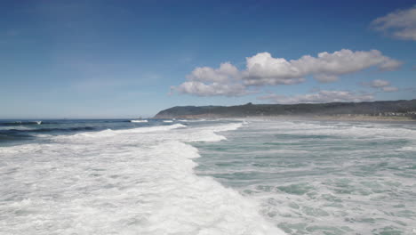Waves-ripple-past-the-shores-of-Ecola-State-Park