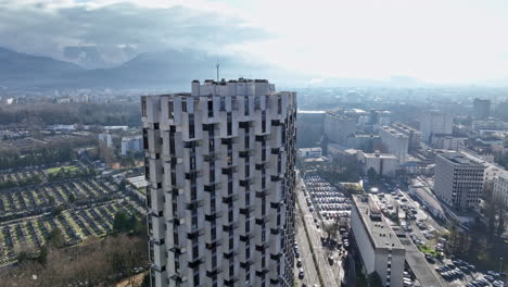 Giant-building-in-Grenoble-residential-sunny-day