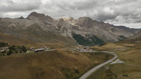 Gletscher-La-Meije-In-Den-Französischen-Alpen,-Luftaufnahme,-Sonniger-Sommertag