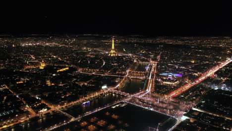 París-Capital-De-Francia-De-Noche