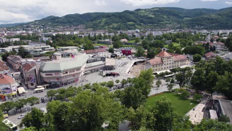 Luftaufnahme-Von-Banja-Luka-Mit-Dem-Einkaufszentrum-Boska
