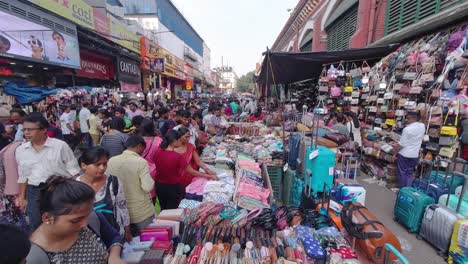 New-market-one-of-the-biggest-market-in-Kolkata